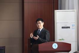 说明: E:\2019\2019地大青年学者论坛\B次元活动照片\IMG_4916.JPG